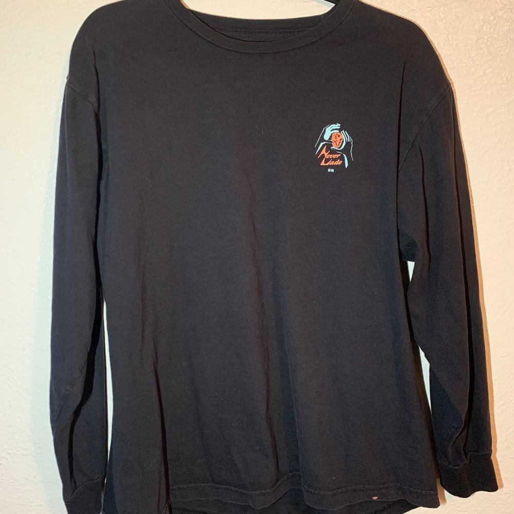 📍Men’s Black Never Made long sleeve shirt